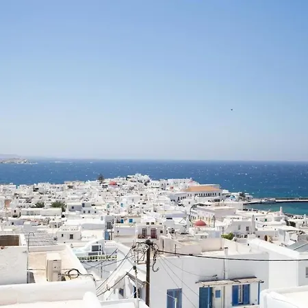μooi Katrins Sunset Mykonos Town